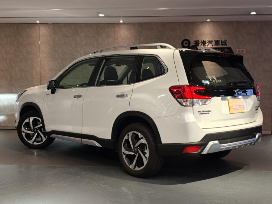 FORESTER 2.OI-S EYESIGHT HYBRID AWD CVT - Image 3