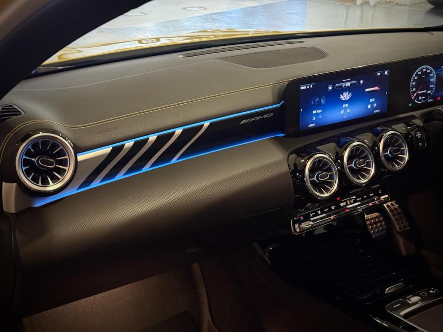 A45 S 4MATIC+ - Image 8
