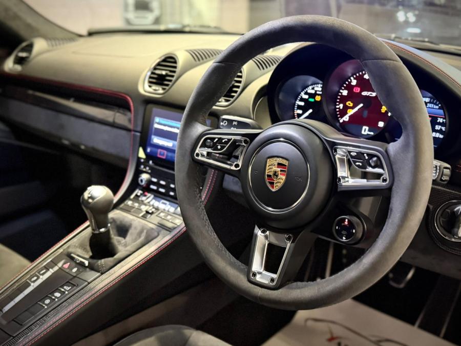 Cayman GTS 4.0 MT - Image 6
