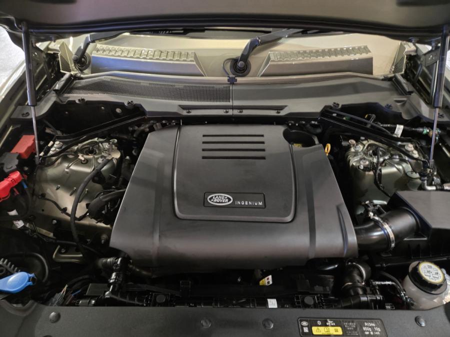 DEFENDER 110 P300 - Image 10