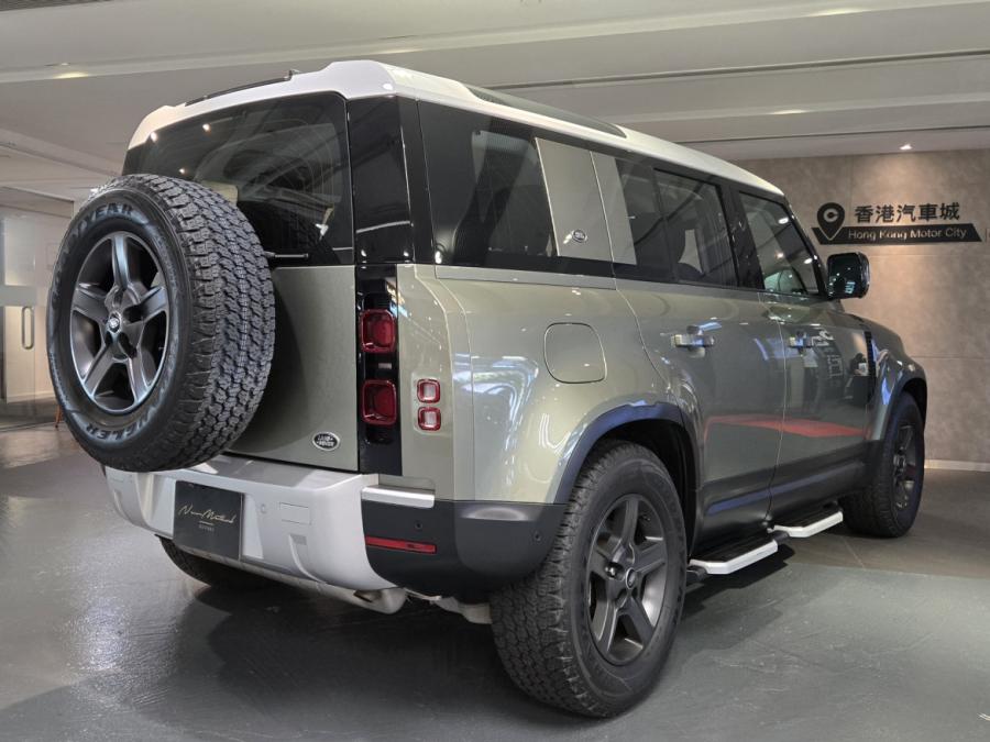 DEFENDER 110 P300 - Image 2