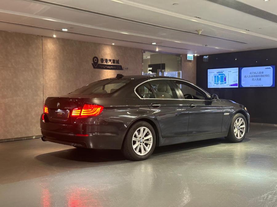520IA Saloon  (F10) - Image 2