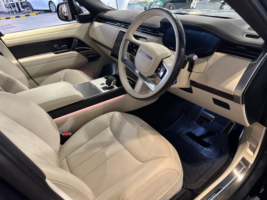 Range Rover P530 LWB Autobiography 7 seater - Image 3