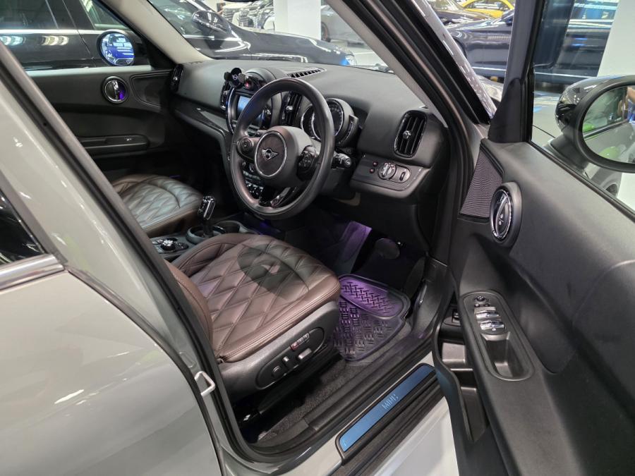 COUNTRYMAN ONE F60 - Image 7