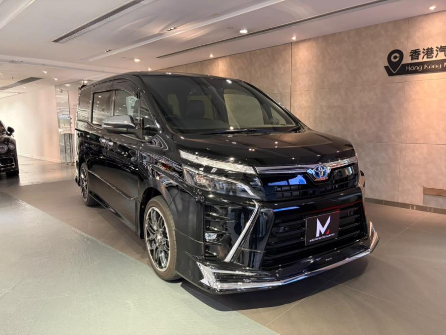 TOYOTA VOXY ZS 煌III HYBRID MODELLISTA