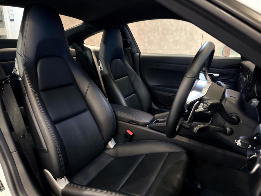 911 carrera 991.2 C4 - Image 9