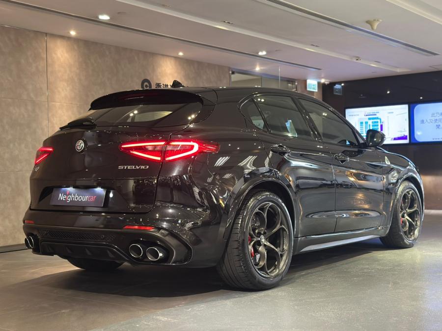 Stelvio Quadrifoglio 2.9 V6 - Image 2