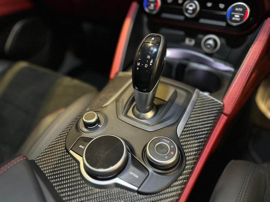 Stelvio Quadrifoglio 2.9 V6 - Image 9