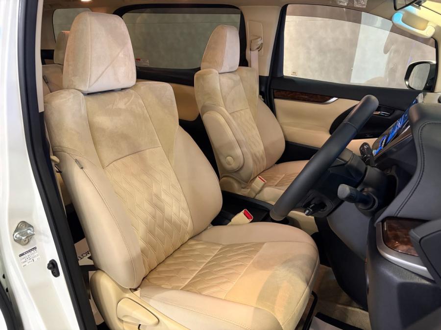 ALPHARD 2.5 8座 - Image 6