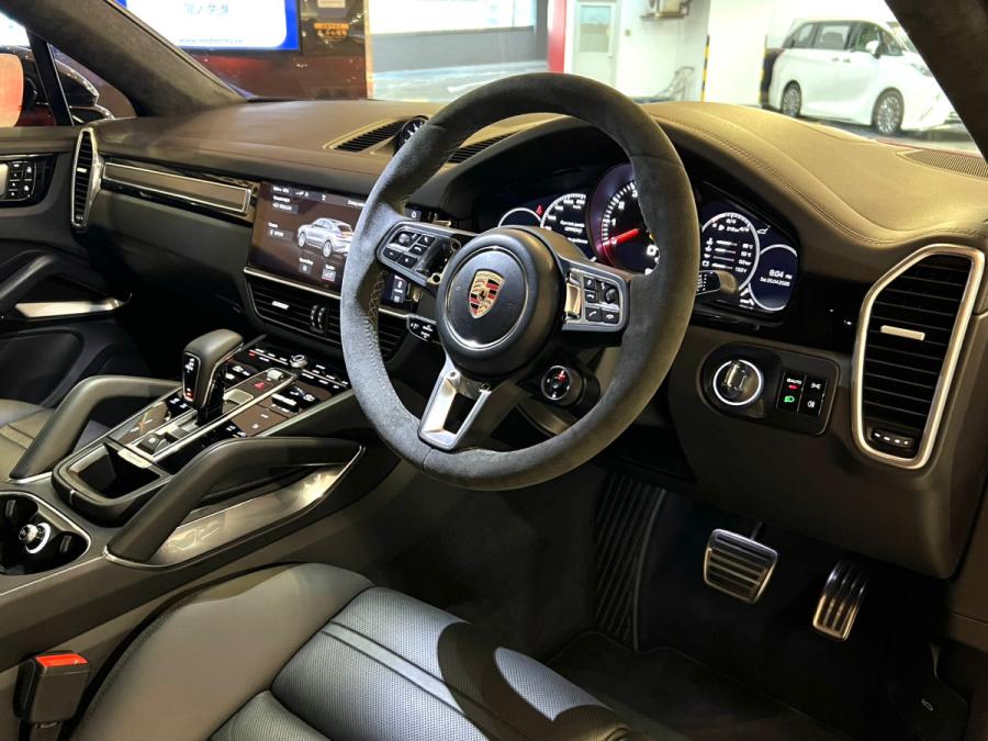 Cayenne Turbo Coupe - Image 5