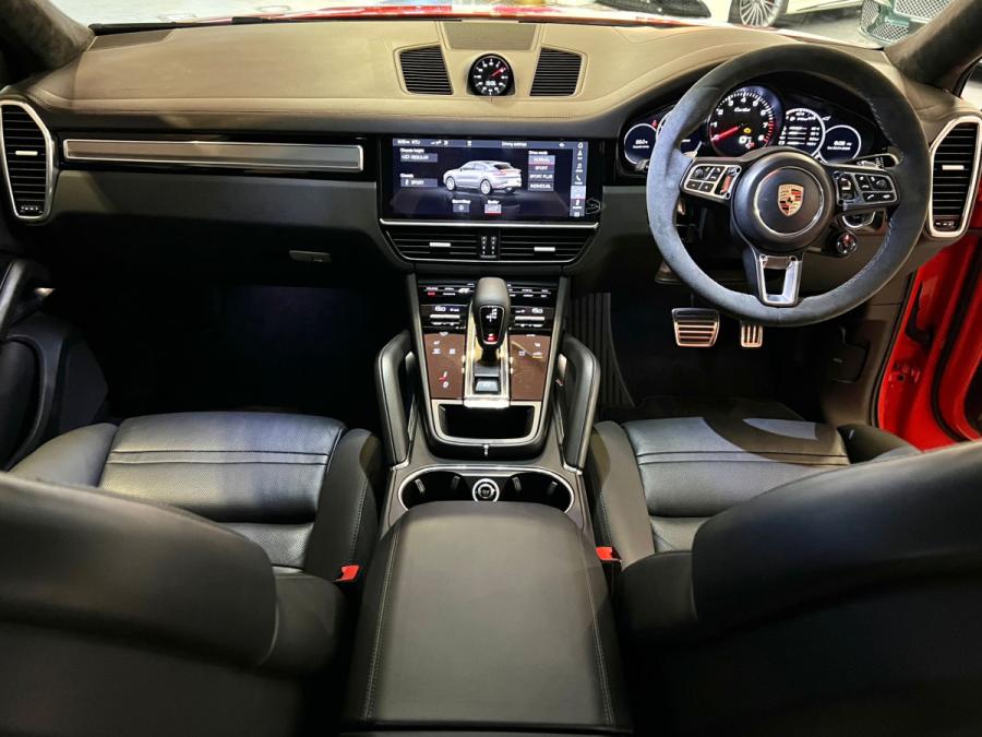 Cayenne Turbo Coupe - Image 4