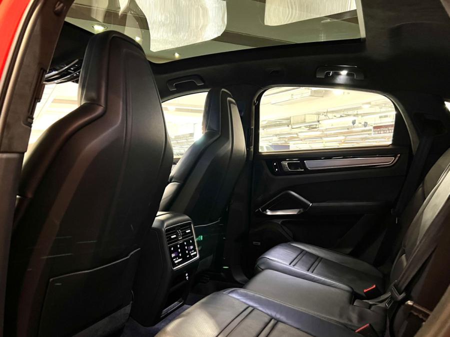Cayenne Turbo Coupe - Image 12