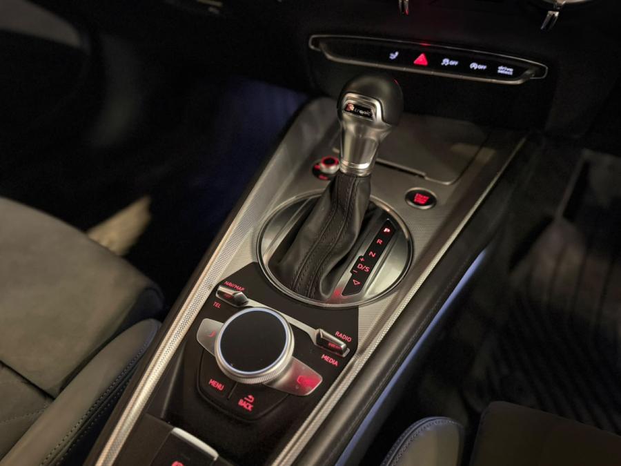 TT COUPE 55TFSI Quattro - Image 11