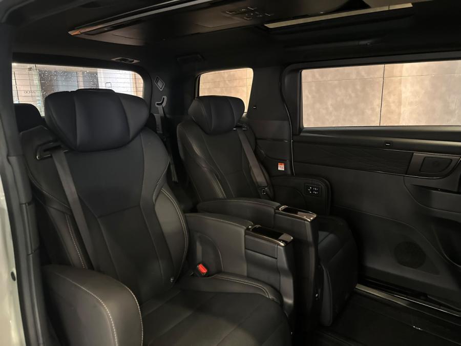 ALPHARD 2.5Z - Image 6