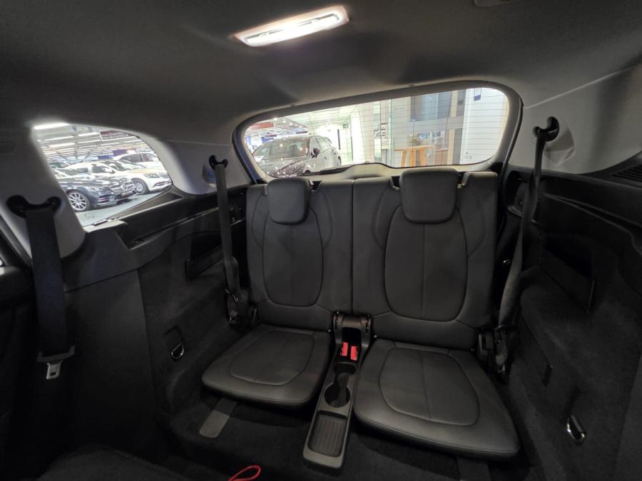 220IA GRAND TOURER LUXURY FACELIFT - Image 6