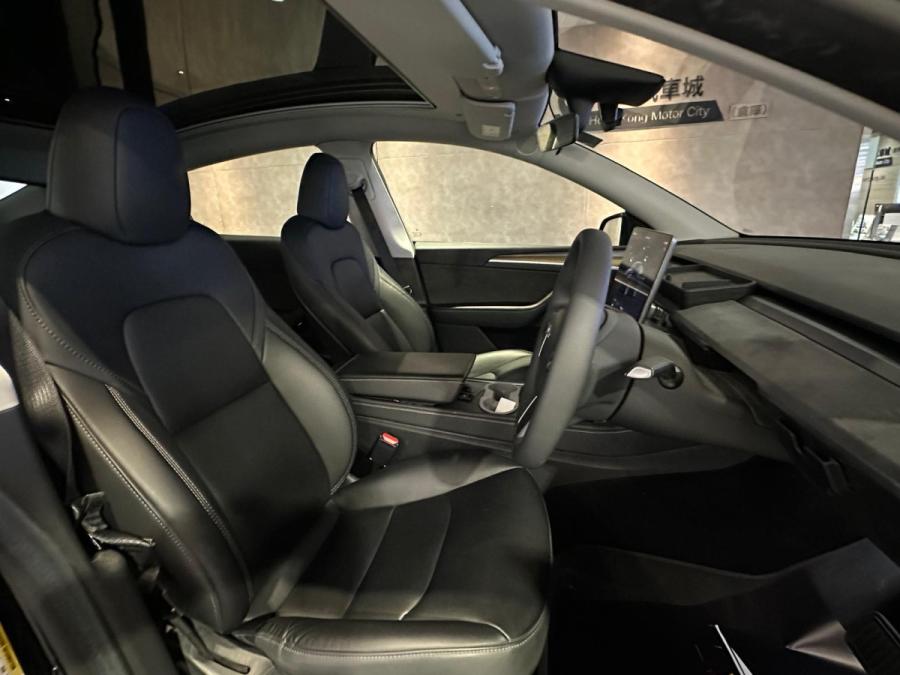 MODEL Y RWD SR - Image 8