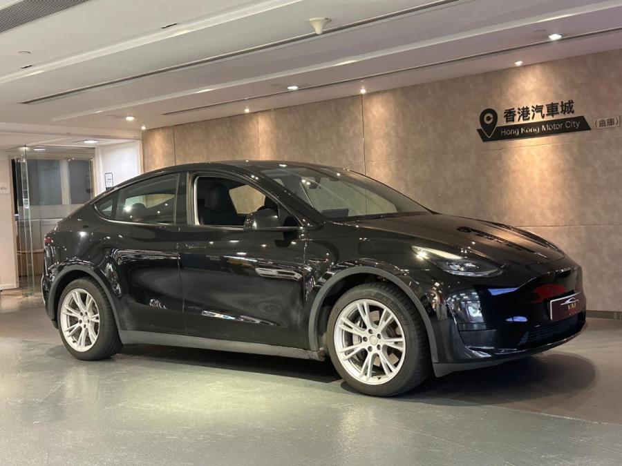 TESLA MODEL Y RWD SR