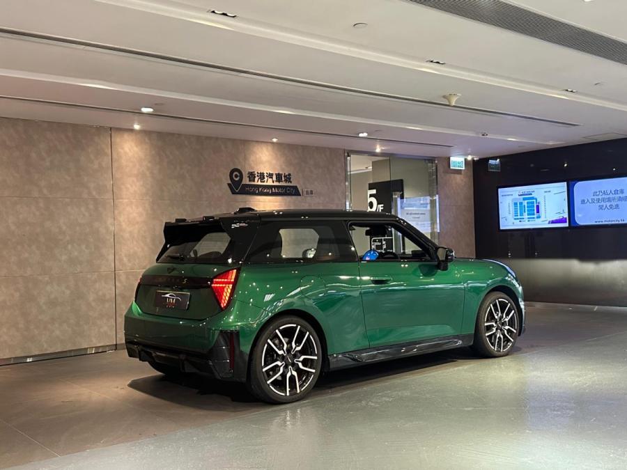 Cooper SE - Image 2