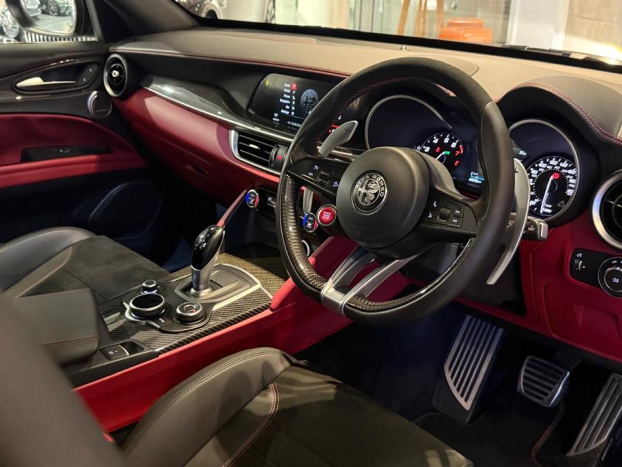 Stelvio Quadrifoglio - Image 3