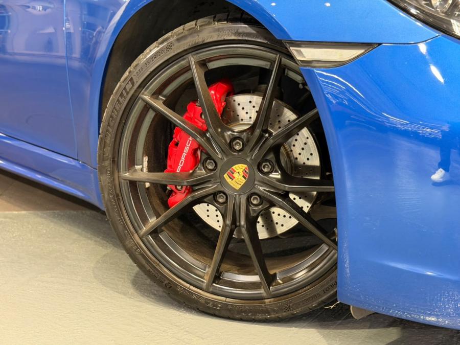 718 CAYMAN GTS - Image 4