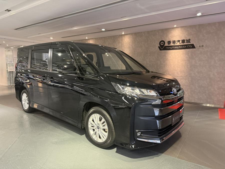 TOYOTA Toyota Noha WELCAB 8座