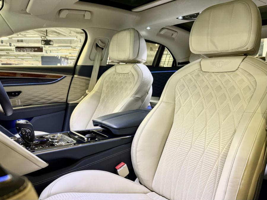 Flying Spur - Image 4