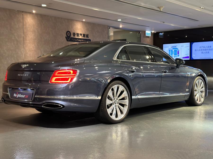 Flying Spur (W12) First Edition - Image 2
