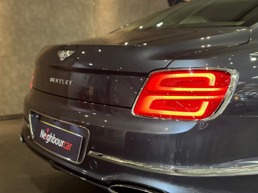 Flying Spur (W12) First Edition - Image 4