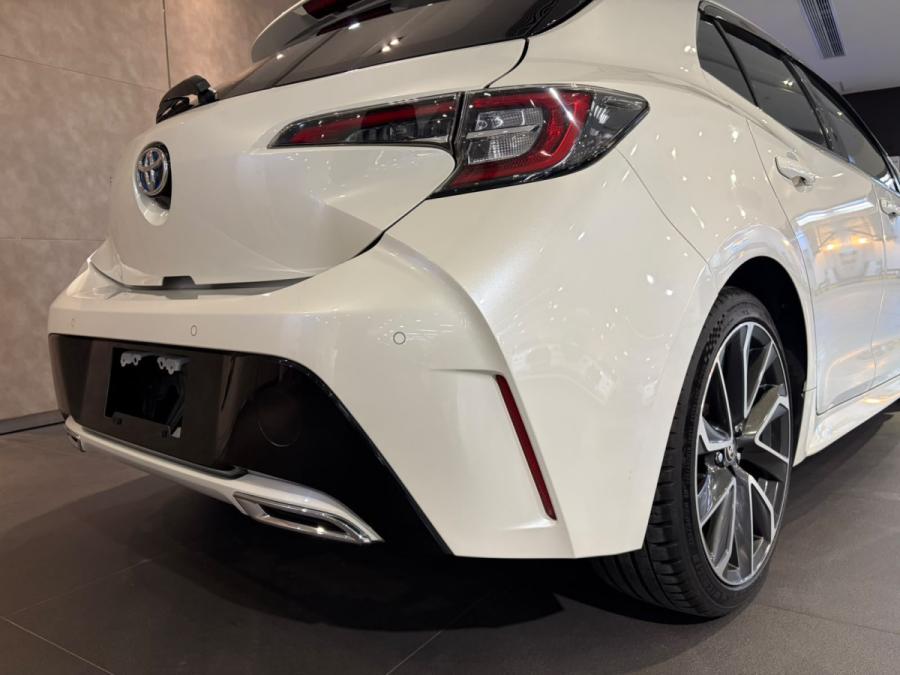 COROLLA SPORT GZ HYBRID - Image 12