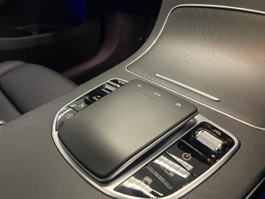 GLC 300  Coupe (AMG) - Image 11