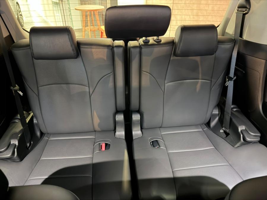 Alphard 3.5 SC - Image 9