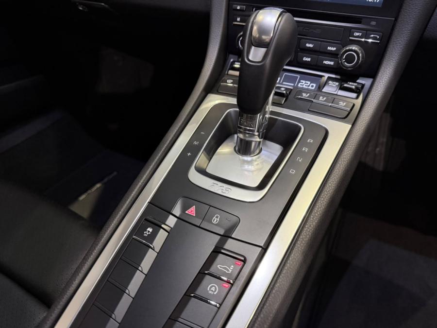 718 Cayman - Image 6