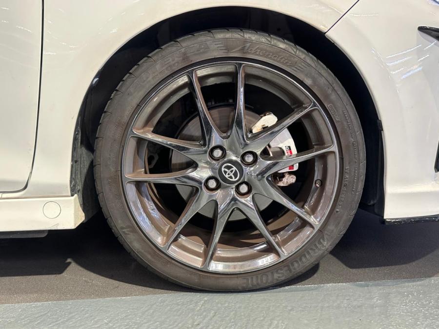 VITZ GR Sport “GR” 1.5L 6速手波 - Image 12