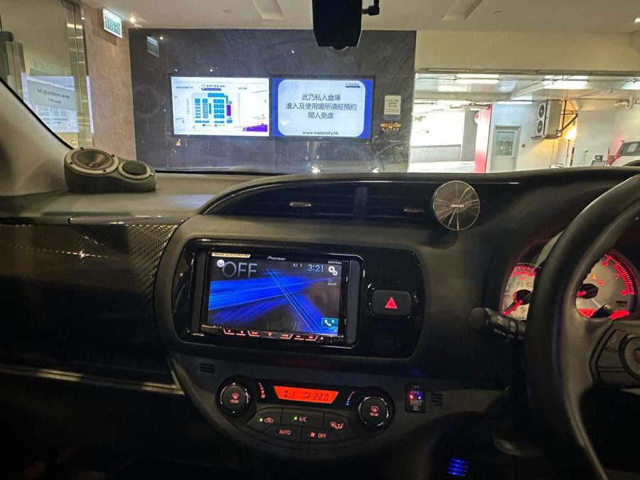 VITZ GR Sport “GR” 1.5L 6速手波 - Image 10