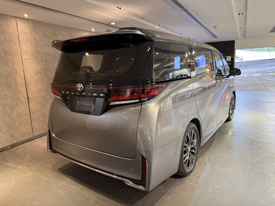 VELLFIRE 2.4 Turbo - Image 3