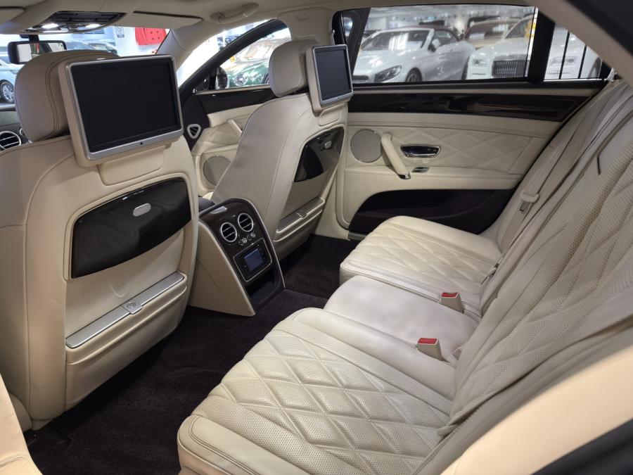 FLYING SPUR W12 - Image 9
