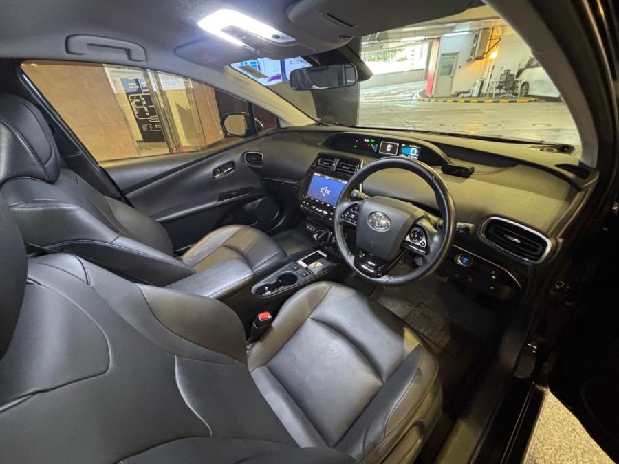 Prius Hybrid - Image 6