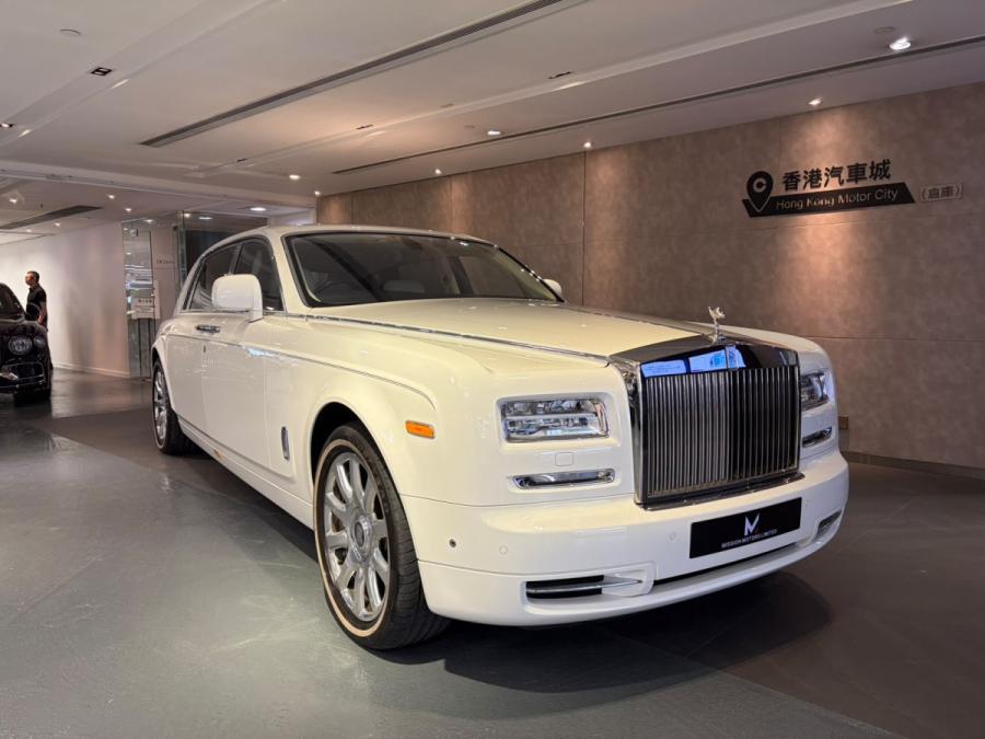 ROLLS-ROYCE 勞斯萊斯 PHANTOM EWB 4 SEATER