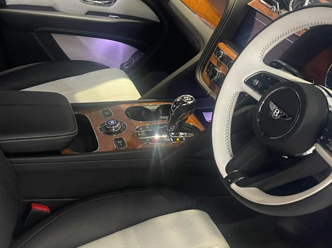 Bentayga - Image 5