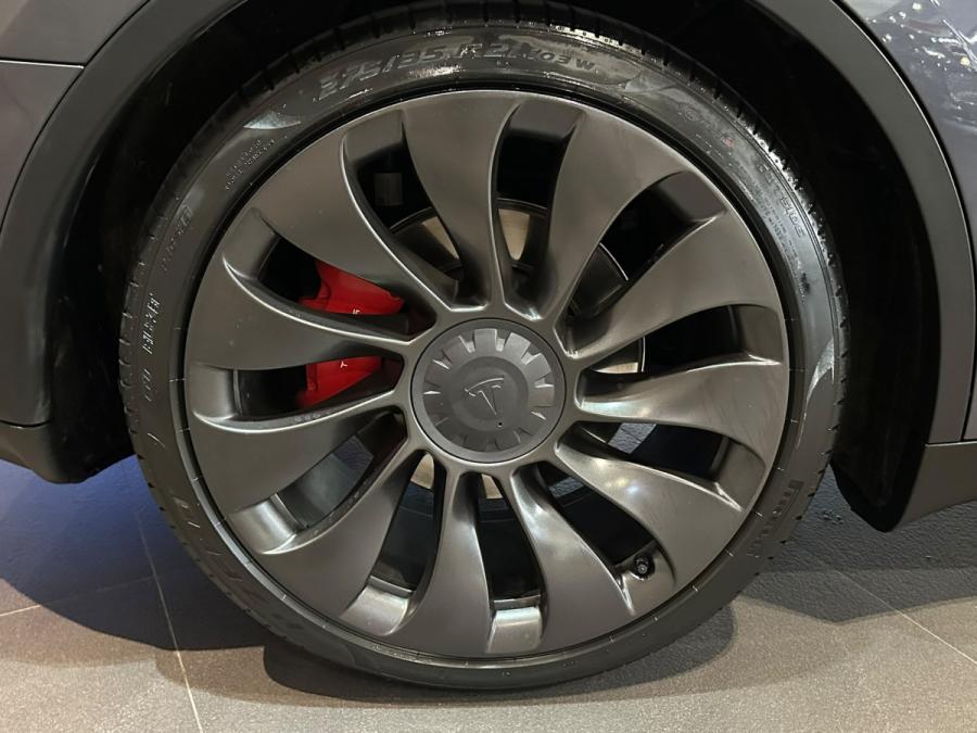 MODEL Y PERFORMANCE - Image 5