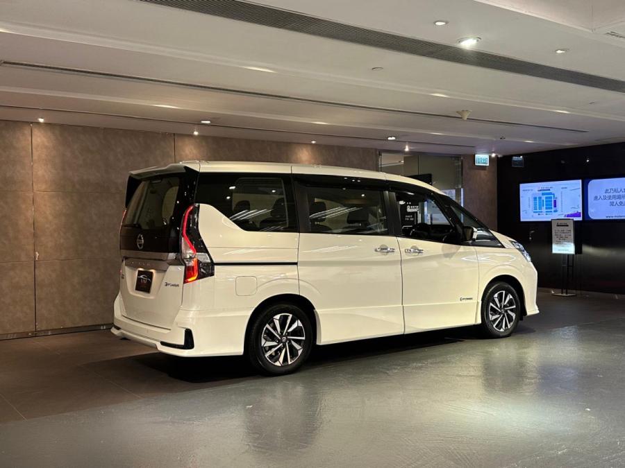 SERENA E-POWER Highway Star VIP - Image 2
