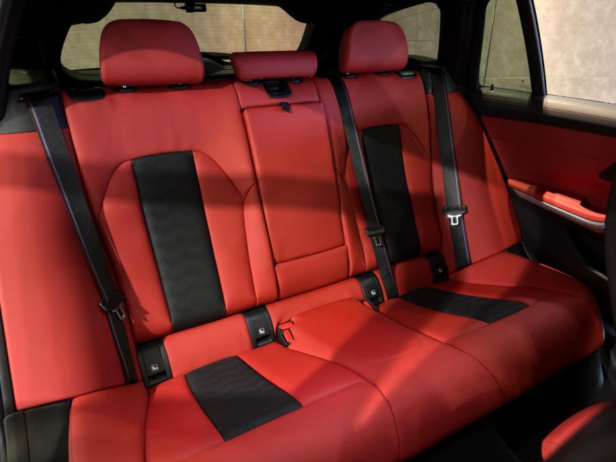 M3 Competition - Image 8