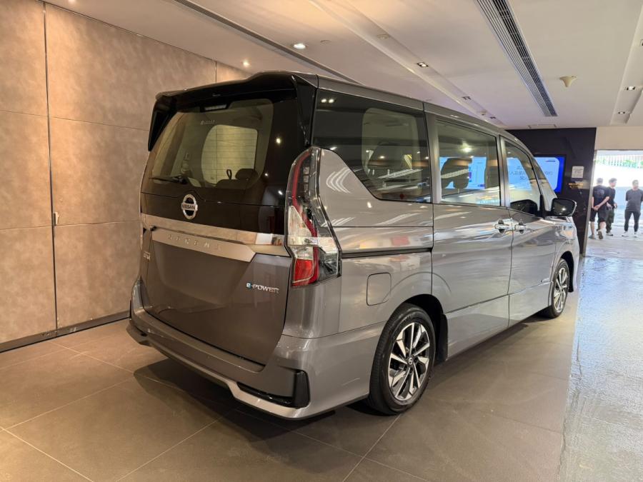 Serena E -Power Highway Star VIP - Image 3