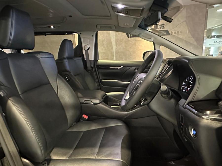 VELLFIRE 3.5  Facelift - Image 9