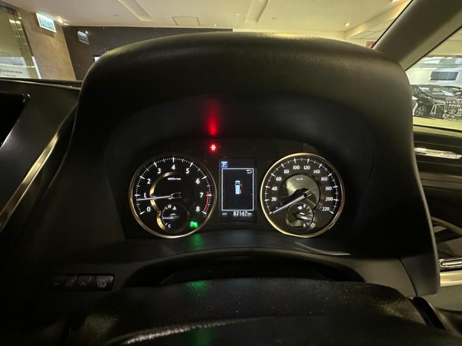 VELLFIRE 3.5  Facelift - Image 12
