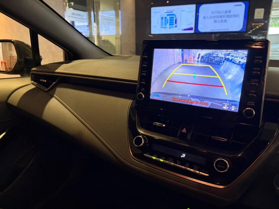 COROLLA TOURING HYBRID WXB - Image 5