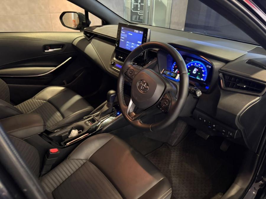 COROLLA TOURING HYBRID WXB - Image 4