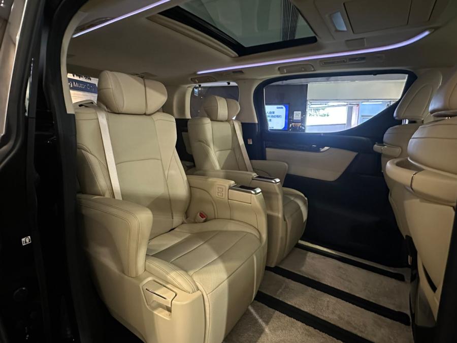 Alphard 3.5 GF - Image 4