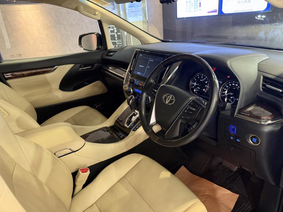 Alphard 3.5 - Image 3