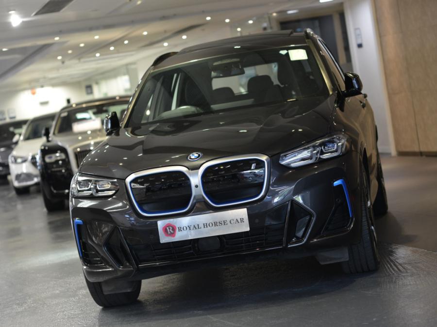IX3 M SPORT EDITION G08 - Image 2